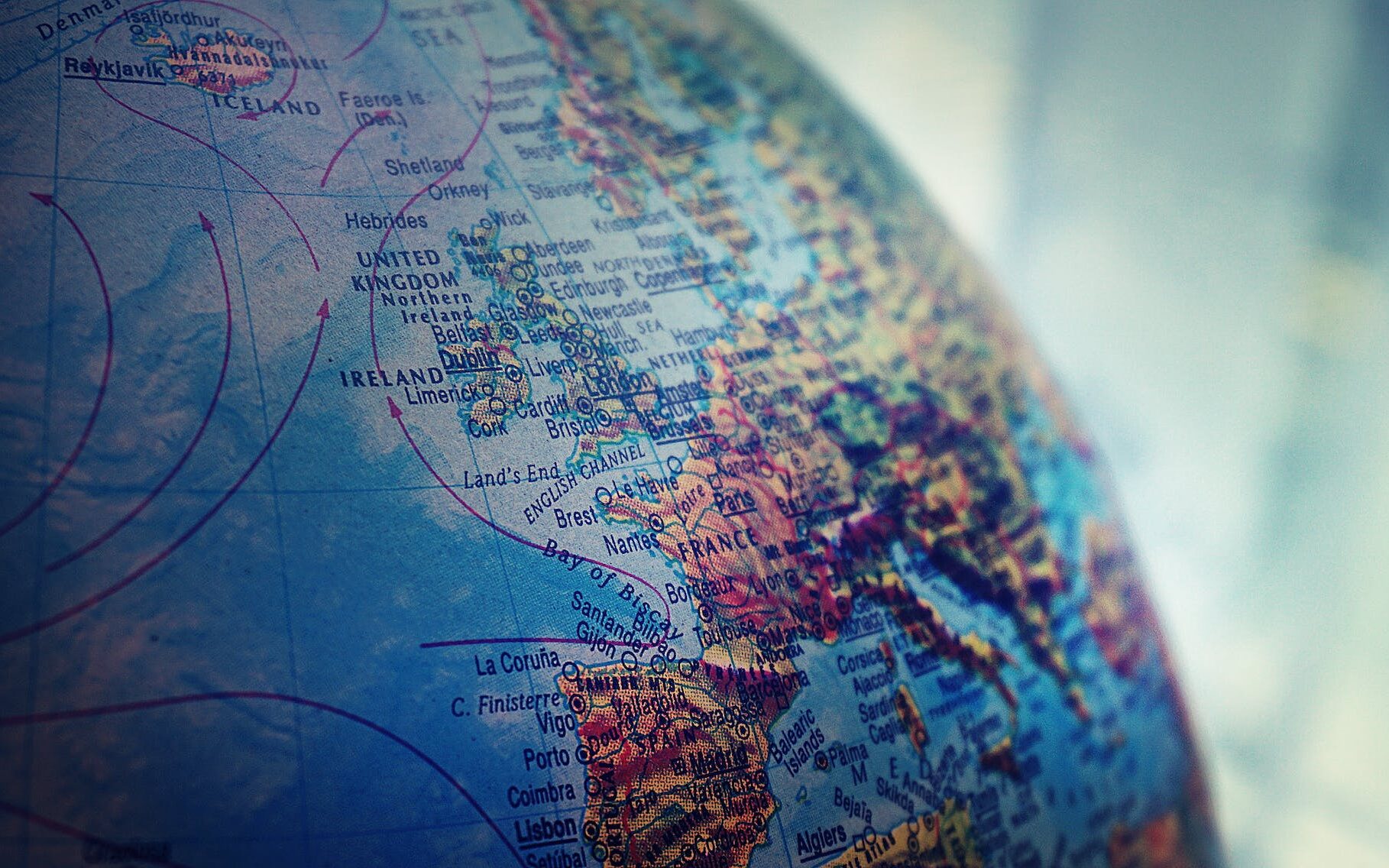 shallow focus photo of world globe